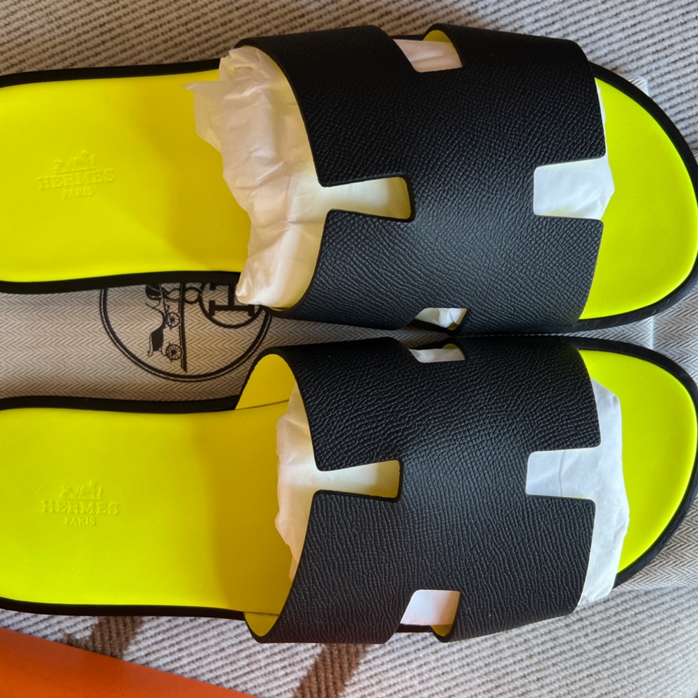 Hermes Izmir Sandals noir/black Epsom size 46/12